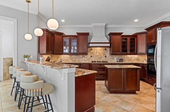 Image No.23-5 Bed House for sale