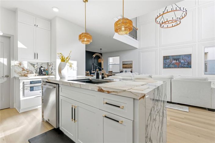 Image No.11-5 Bed House for sale