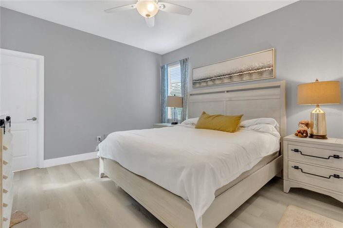 Image No.28-5 Bed House for sale