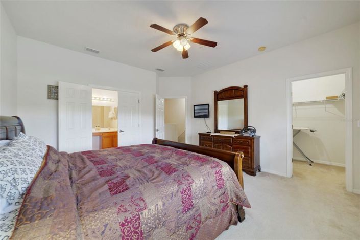 Image No.25-3 Bed Townhouse for sale