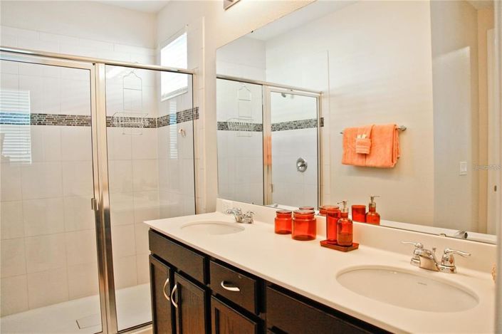 Image No.11-4 Bed House for sale