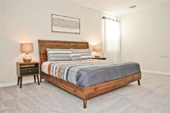 Image No.3-4 Bed House for sale