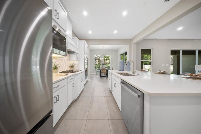 Image No.22-6 Bed House for sale