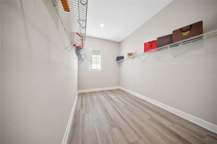 Image No.43-6 Bed House for sale