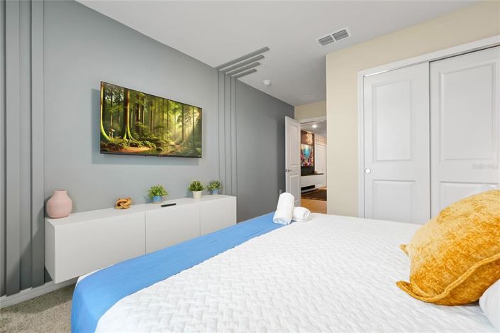 Image No.48-5 Bed Townhouse for sale