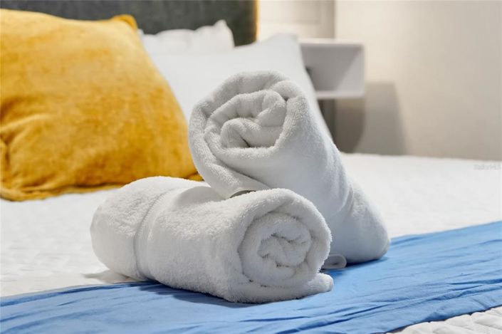 Image No.49-5 Bed Townhouse for sale