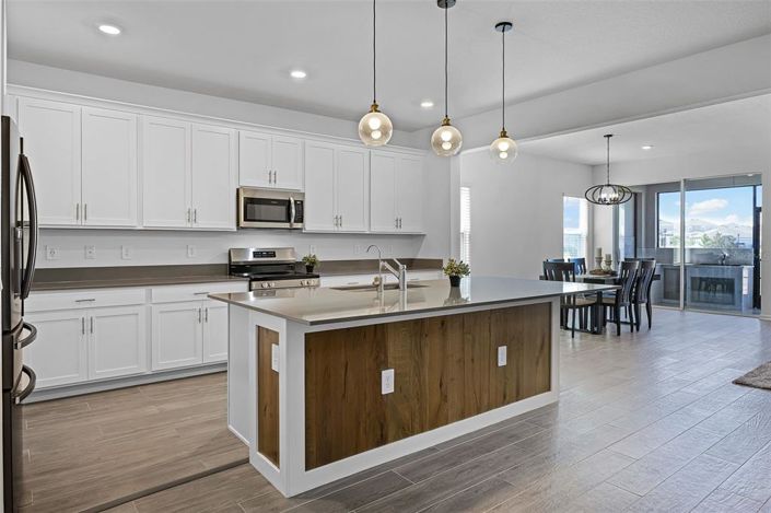 Image No.10-4 Bed House for sale