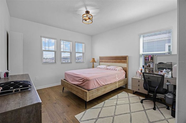 Image No.29-4 Bed House for sale