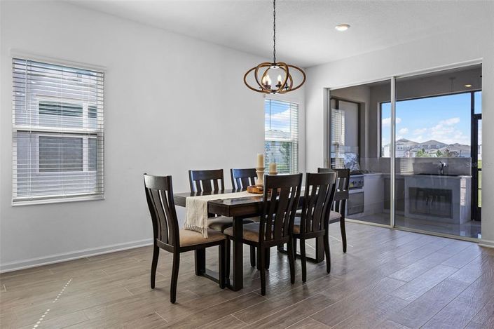 Image No.4-4 Bed House for sale