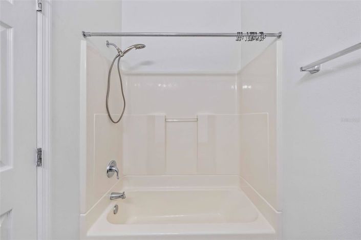 Image No.11-3 Bed Townhouse for sale