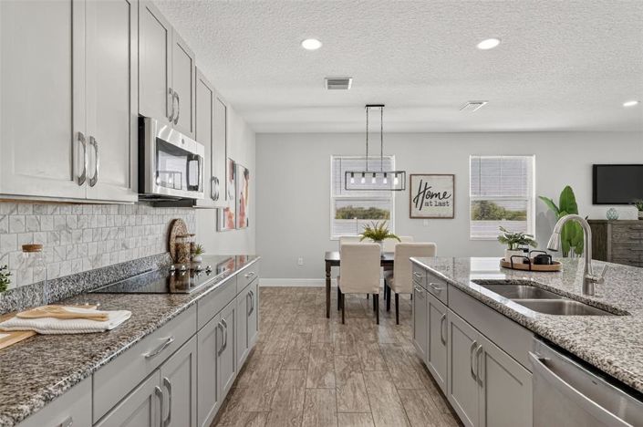 Image No.12-7 Bed House for sale