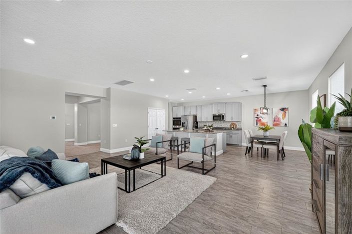 Image No.14-7 Bed House for sale