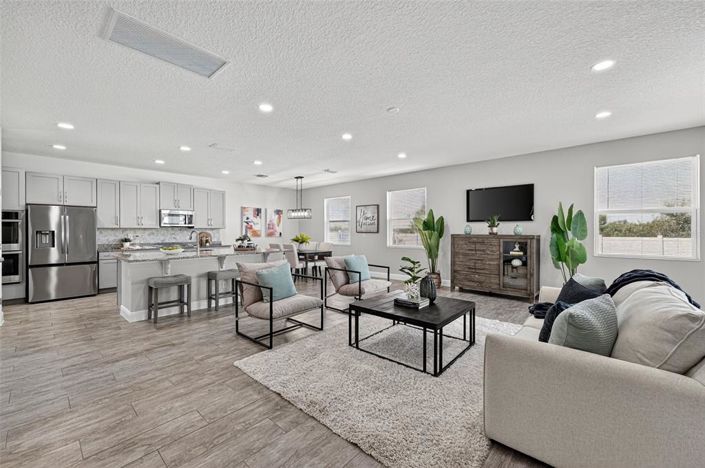 Image No.4-7 Bed House for sale