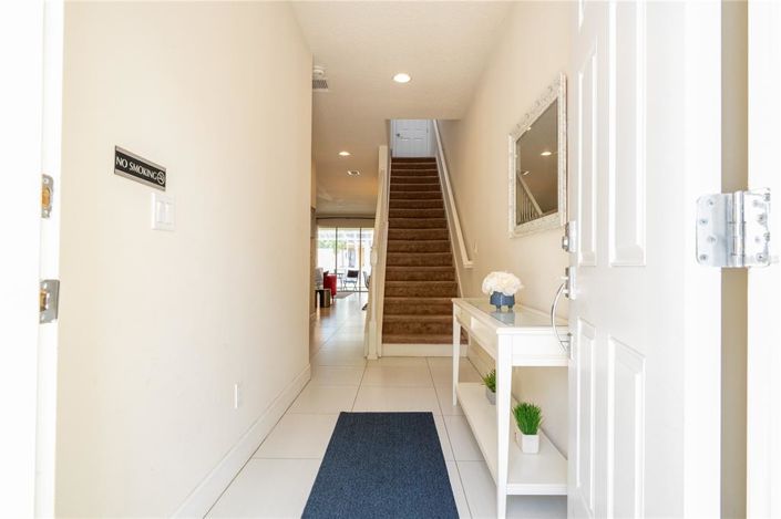 Image No.17-3 Bed Townhouse for sale