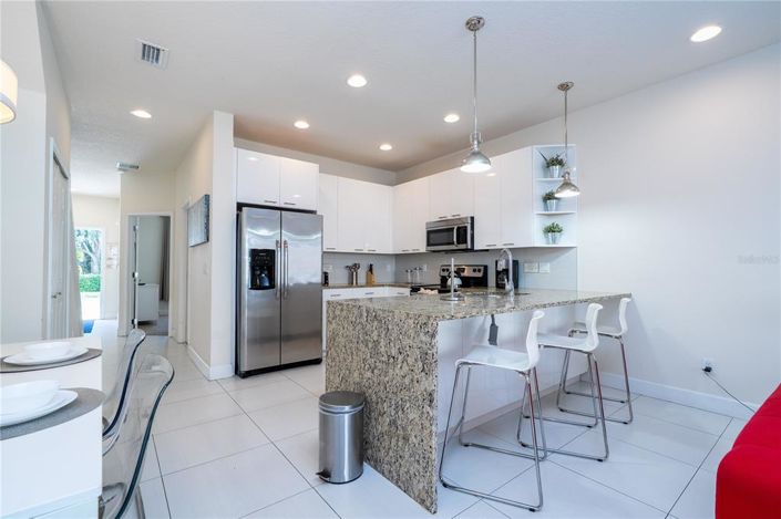 Image No.25-3 Bed Townhouse for sale