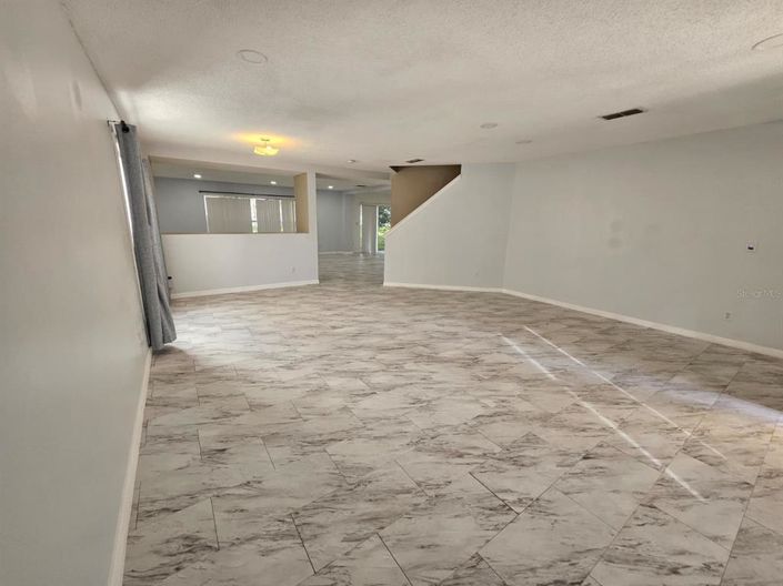 Image No.5-Maison de 5 chambres à vendre à Saint John