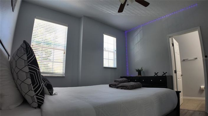 Image No.30-3 Bed Townhouse for sale