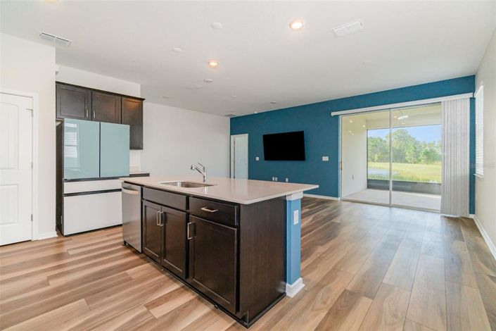 Image No.14-4 Bed House for sale