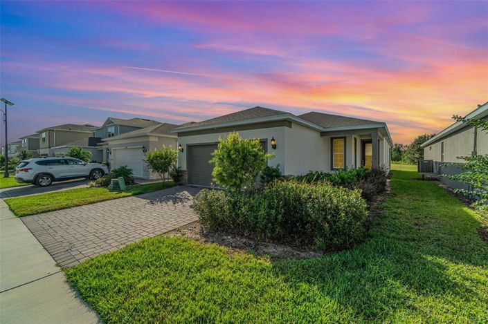 Image No.2-4 Bed House for sale