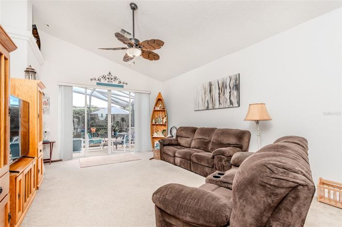 Image No.7-Maison de 4 chambres à vendre à Saint John