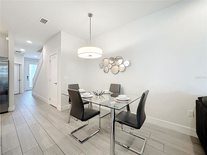 Image No.14-3 Bed Townhouse for sale