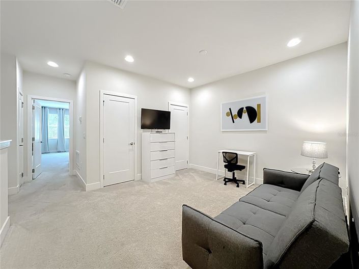 Image No.24-3 Bed Townhouse for sale