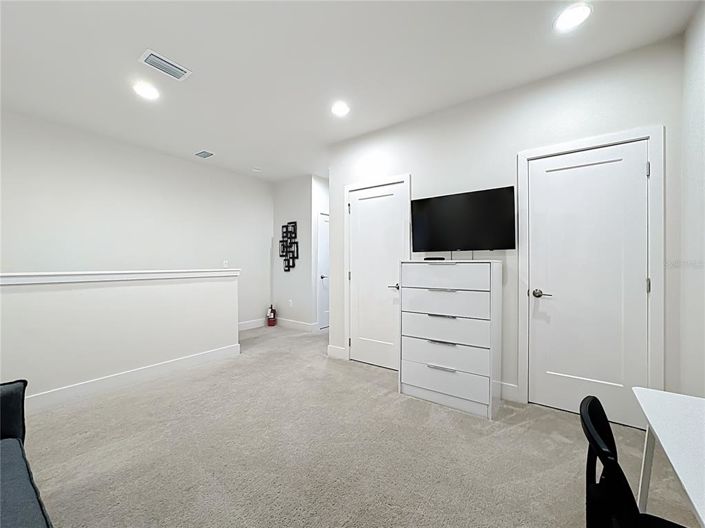 Image No.26-3 Bed Townhouse for sale