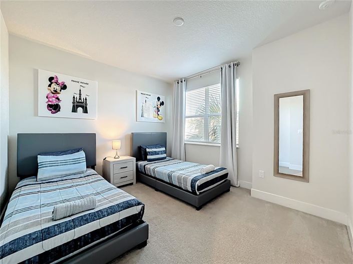 Image No.28-3 Bed Townhouse for sale