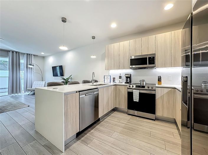 Image No.7-3 Bed Townhouse for sale