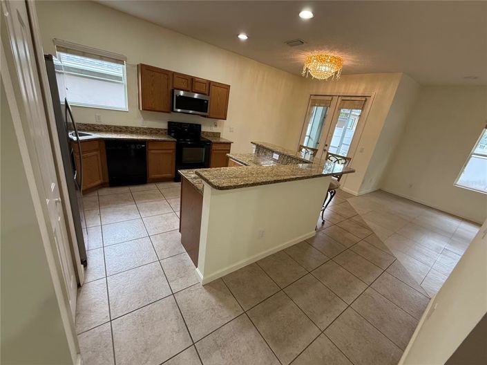 Image No.30-4 Bed House for sale