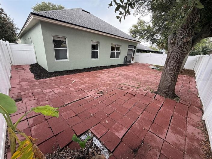 Image No.40-4 Bed House for sale