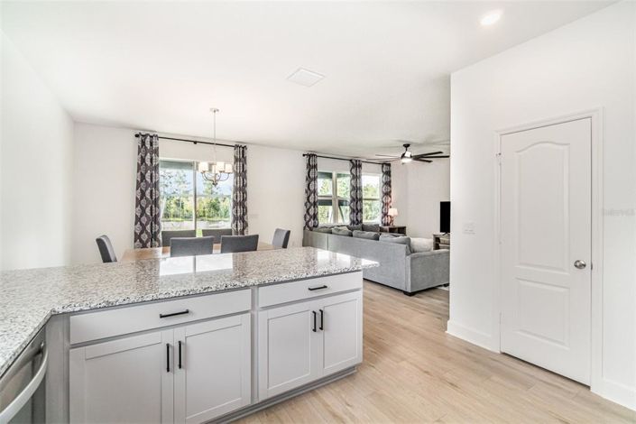 Image No.10-4 Bed House for sale