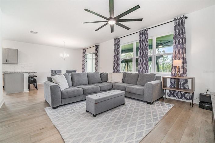 Image No.3-4 Bed House for sale