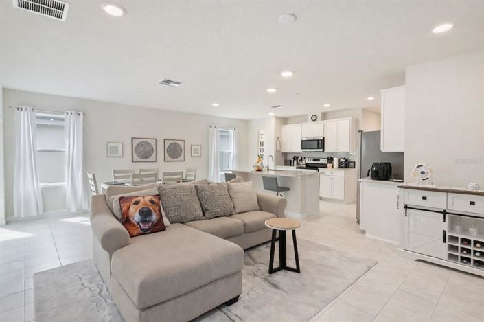 Image No.9-Maison de 4 chambres à vendre à Saint John