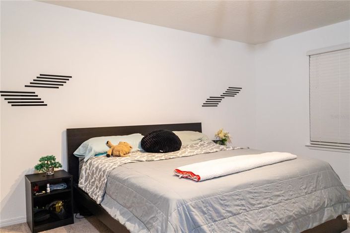 Image No.20-4 Bed House for sale