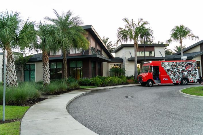 Image No.40-4 Bed House for sale