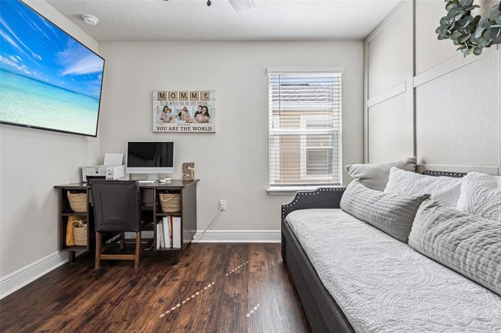 Image No.28-4 Bed House for sale