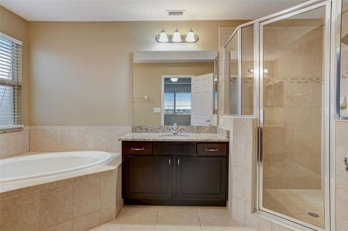 Image No.42-3 Bed House for sale