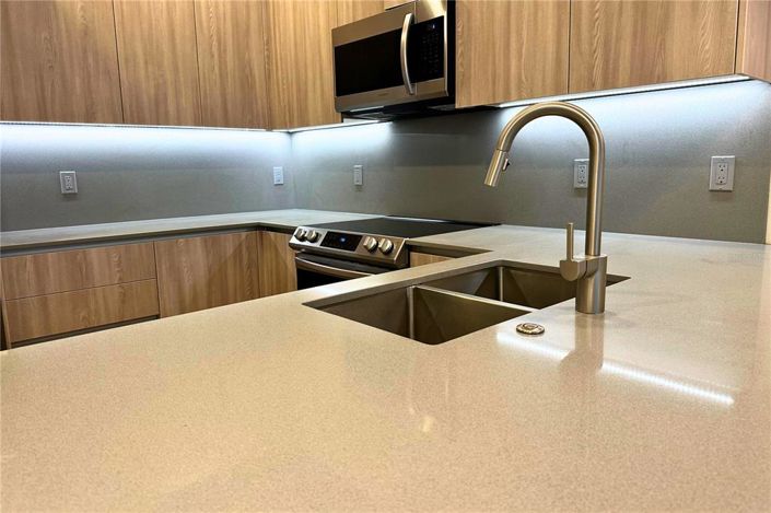 Image No.7-Maison de ville de 3 chambres à vendre à Saint John