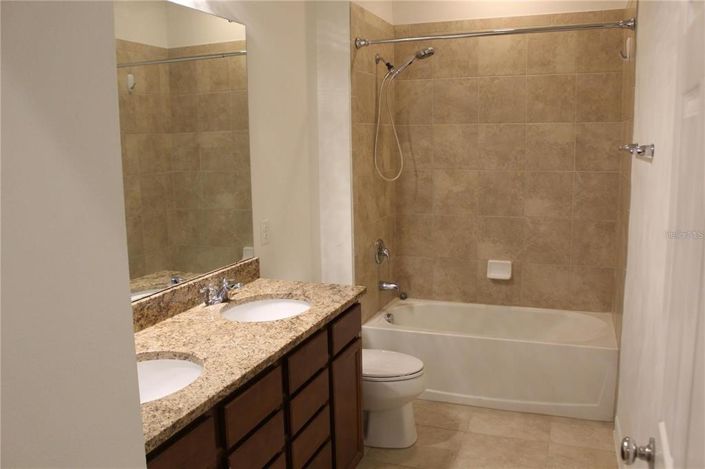 Image No.13-4 Bed House for sale