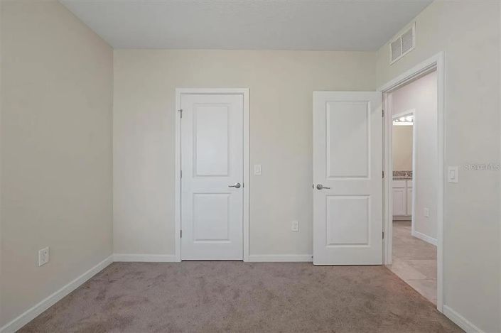 Image No.18-4 Bed House for sale