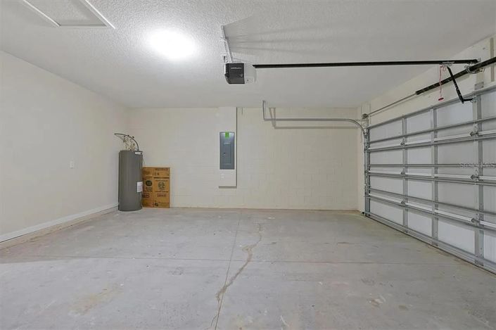 Image No.19-4 Bed House for sale