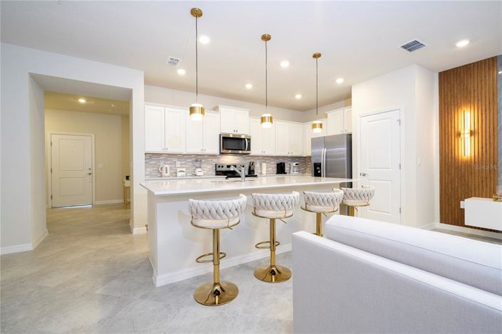 Image No.21-5 Bed Townhouse for sale