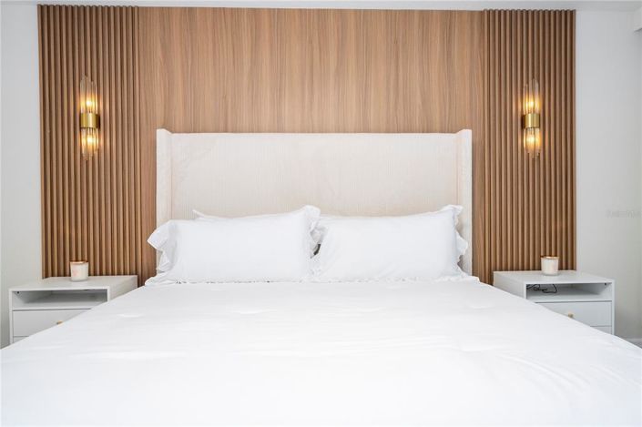 Image No.8-5 Bed Townhouse for sale