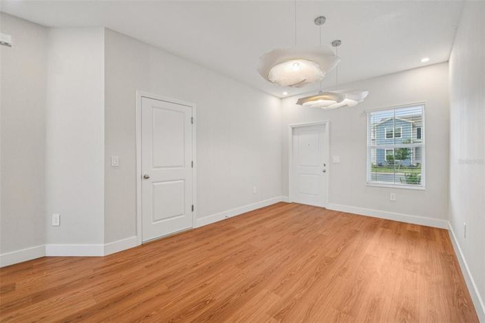 Image No.7-3 Bed Townhouse for sale