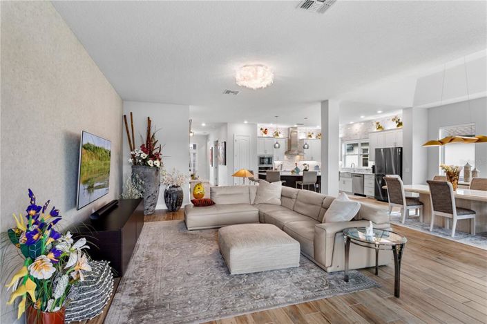 Image No.11-4 Bed House for sale