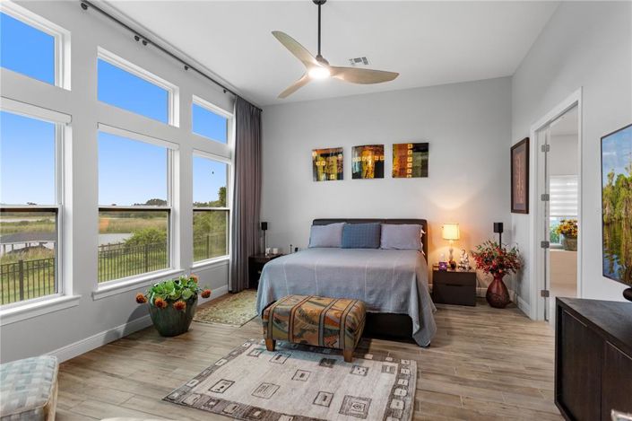 Image No.15-4 Bed House for sale