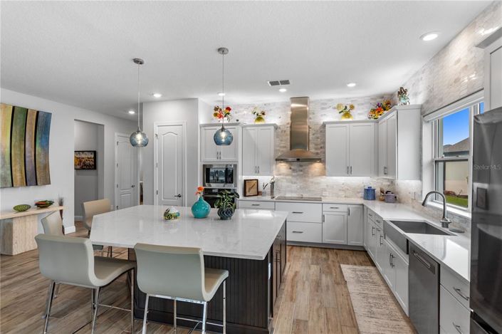 Image No.6-4 Bed House for sale