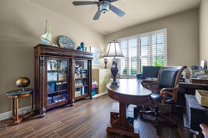 Image No.6-3 Bed House for sale