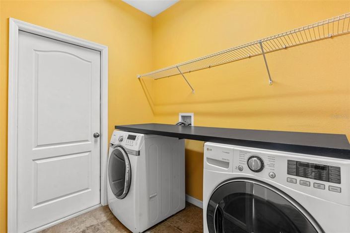 Image No.22-4 Bed House for sale